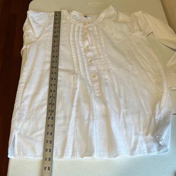 Loft, White, Rounded neck, 1/2 button down, 100% Cotton, Long Sleeve Top, Small - Picture 8 of 8
